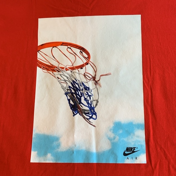 NIKE T Shirt Adult Medium Red Basketball Hoop Pictures The Nike Tee - Picture 4 of 8